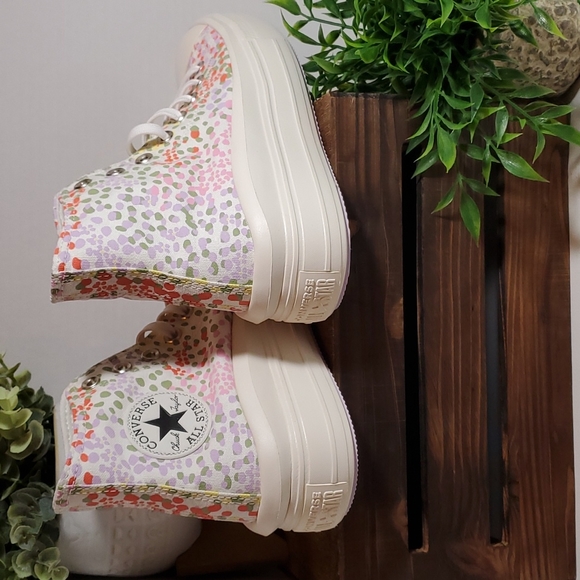 Converse CTAS MOVE HI PLATFORM  WOMEN'S SZ 8/ A01593C - Picture 7 of 10
